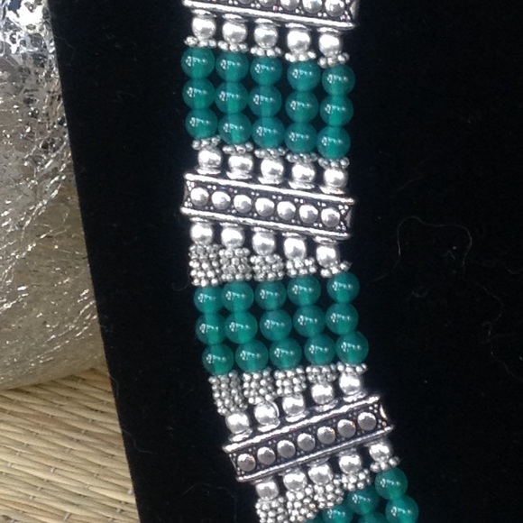 Green Jade Onyx Sterling Silver Necklace & Earring - Picture 5 of 8